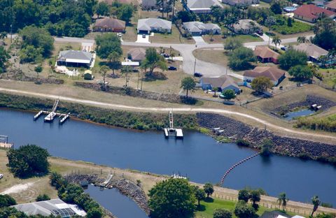 A home in Port Saint Lucie