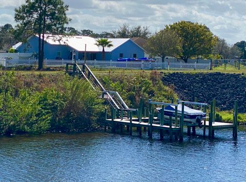 A home in Port Saint Lucie