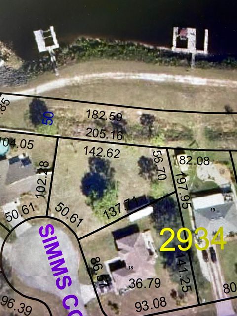 A home in Port Saint Lucie