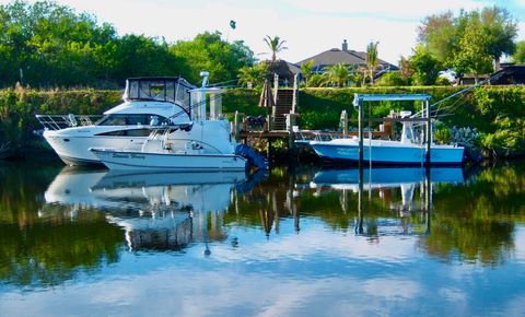 A home in Port Saint Lucie