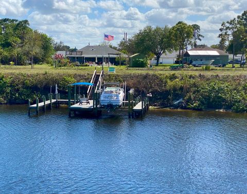 A home in Port Saint Lucie