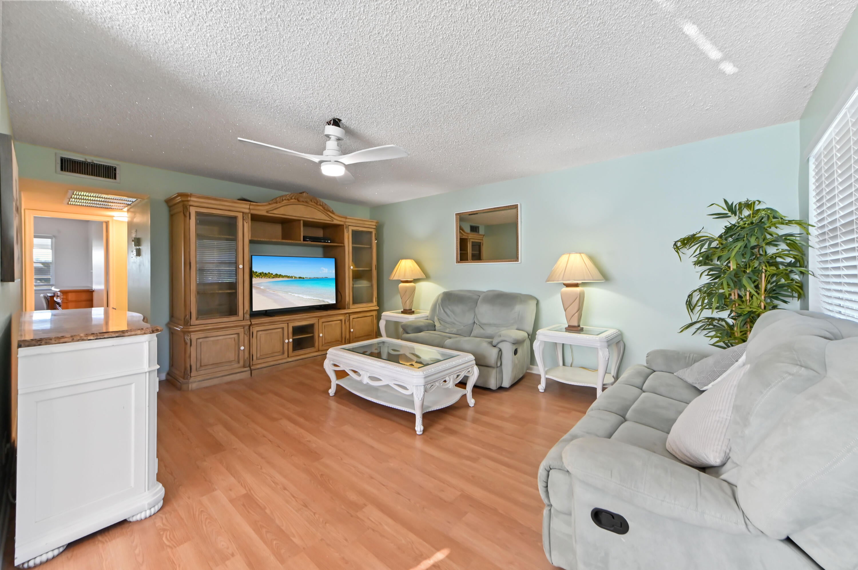 277 Northampton N