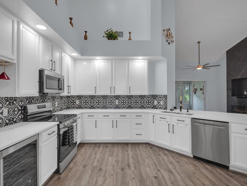 Photo of 1583 SW Harbour Isles Circle #57, Port Saint Lucie, FL 34986 (MLS # R11125669)