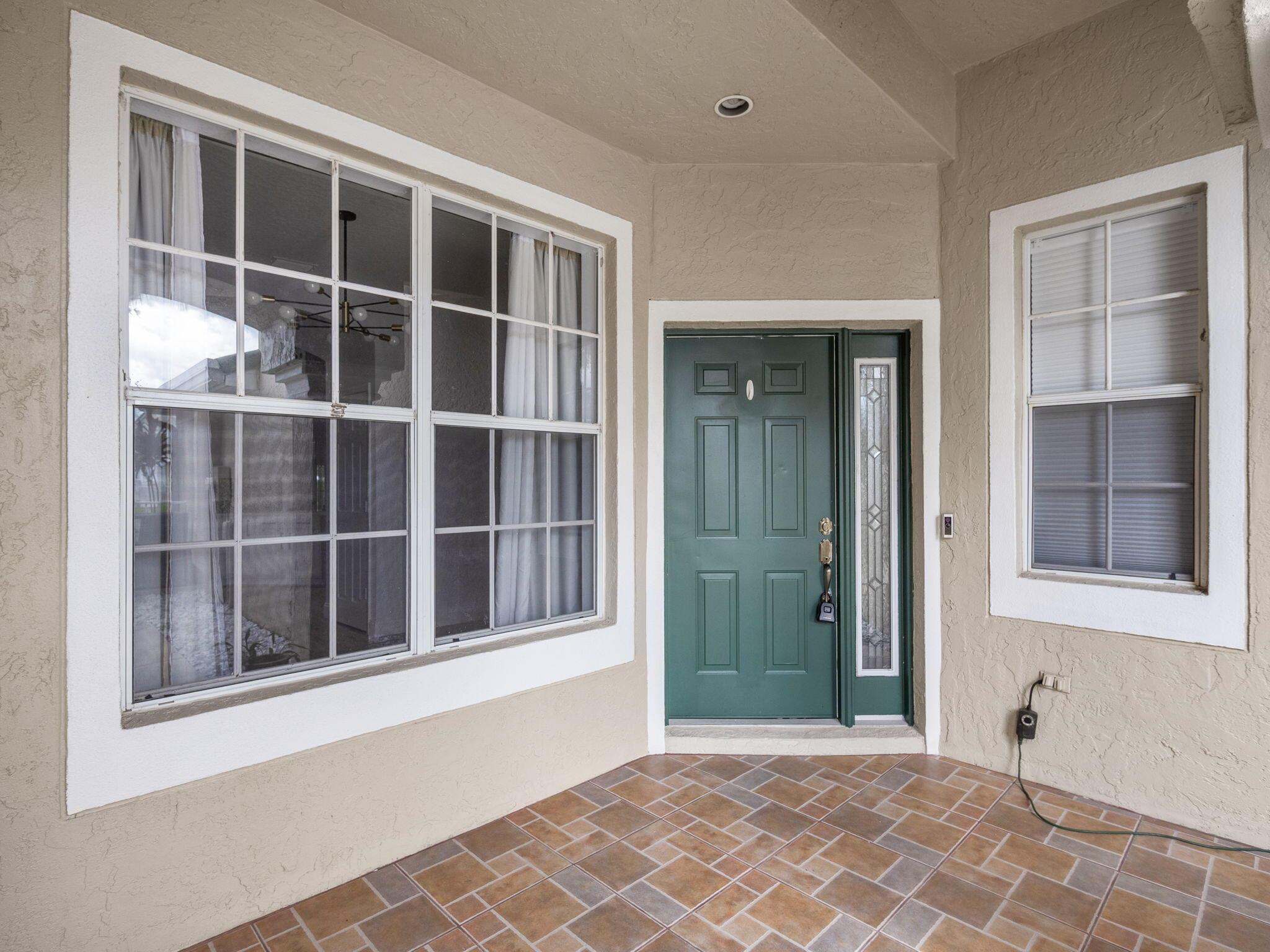 HARBOUR ISLES AT LAKE CHA - Residential