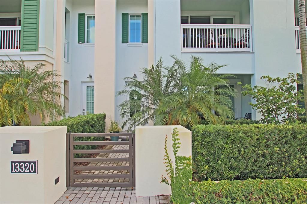 Photo of 13320 Alton Road, Palm Beach Gardens, FL 33418 (MLS # R10764772)