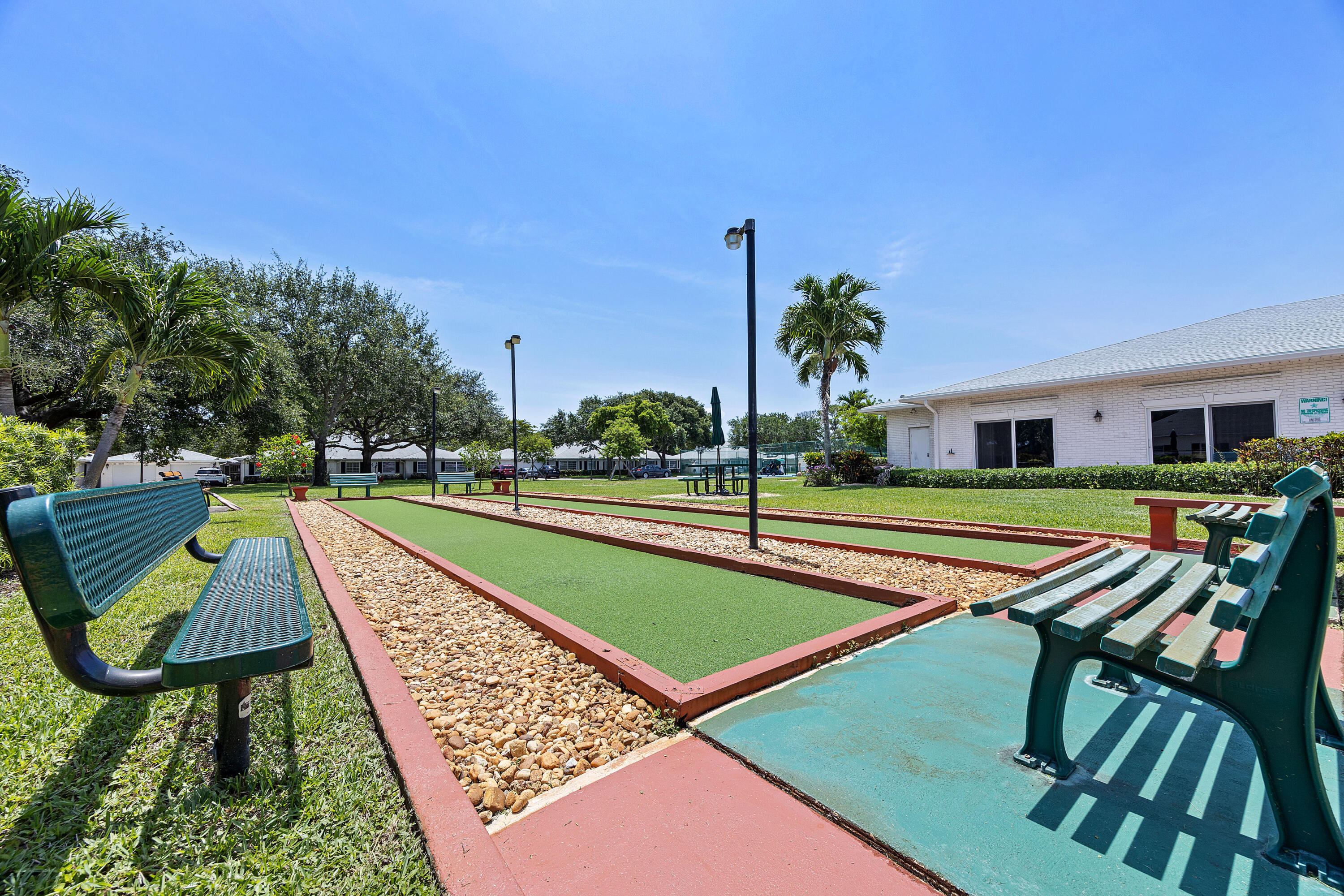 LIMETREE CONDO - Residential