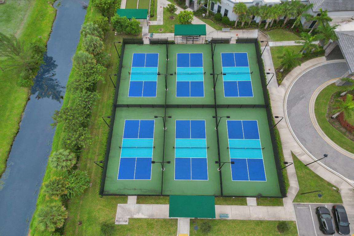 MCJUNKIN FARMS PLAT - Residential