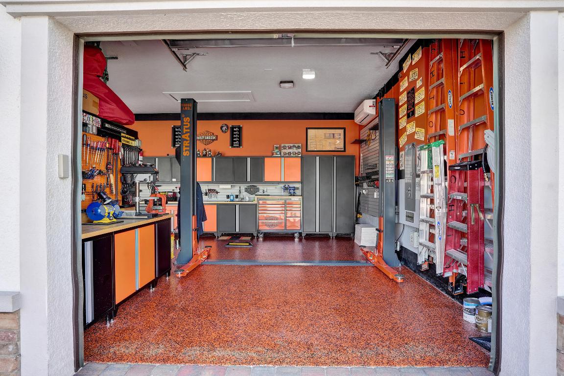 MCJUNKIN FARMS PLAT - Residential