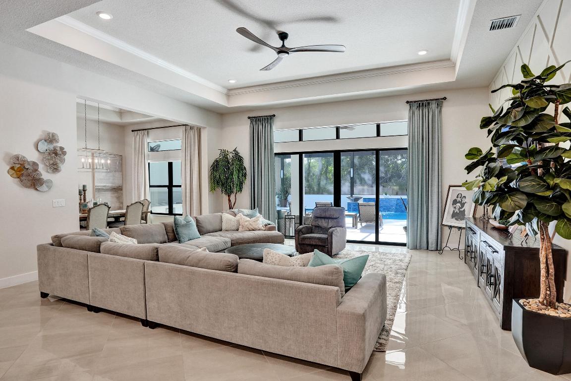 MCJUNKIN FARMS PLAT - Residential