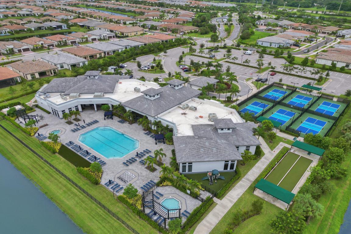 MCJUNKIN FARMS PLAT - Residential