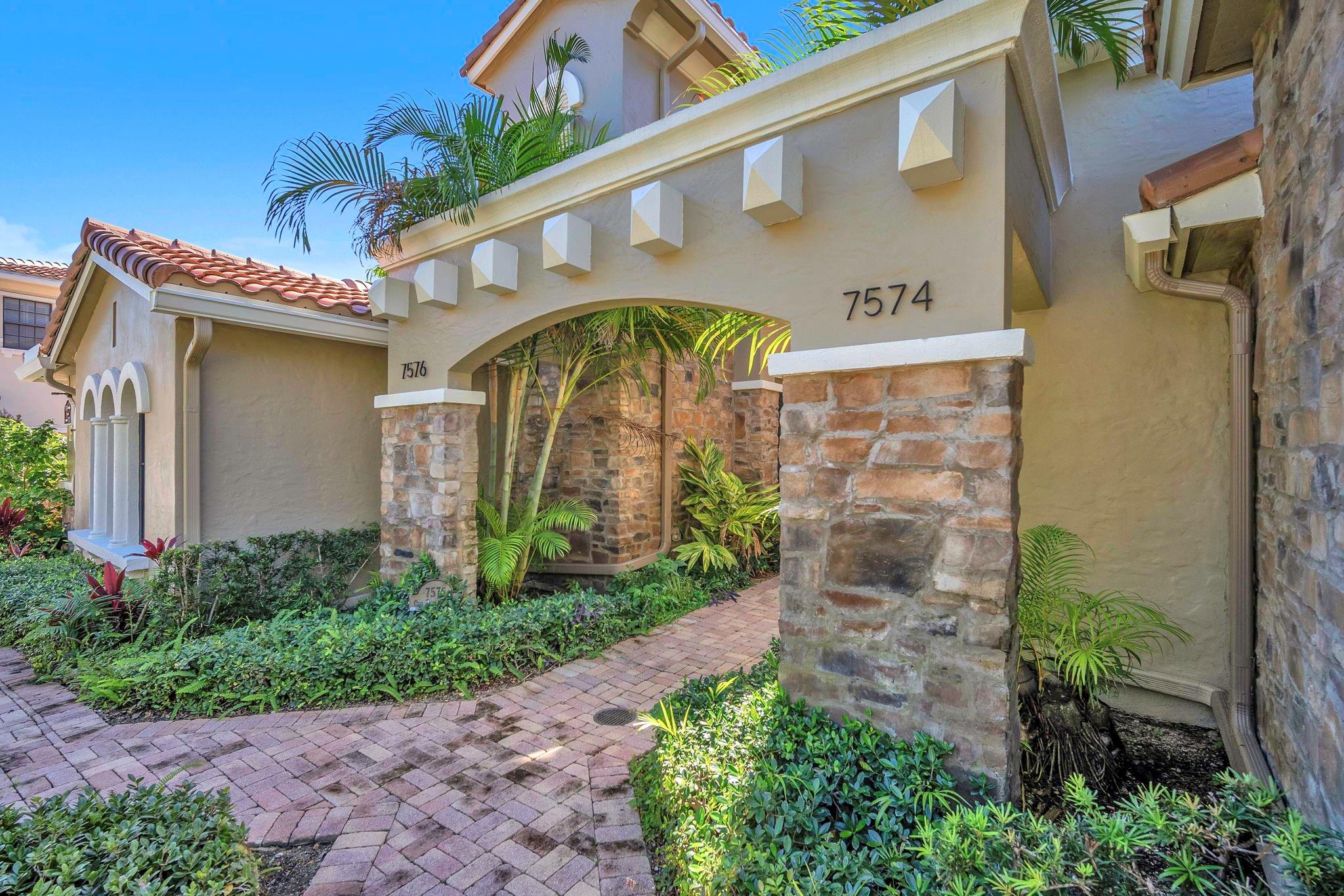 Parkland Golf & Country - Residential