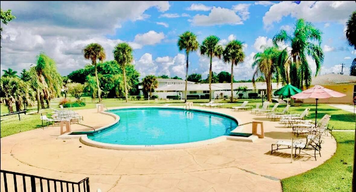 GREENWAY VILLAGE CON - Residential Lease