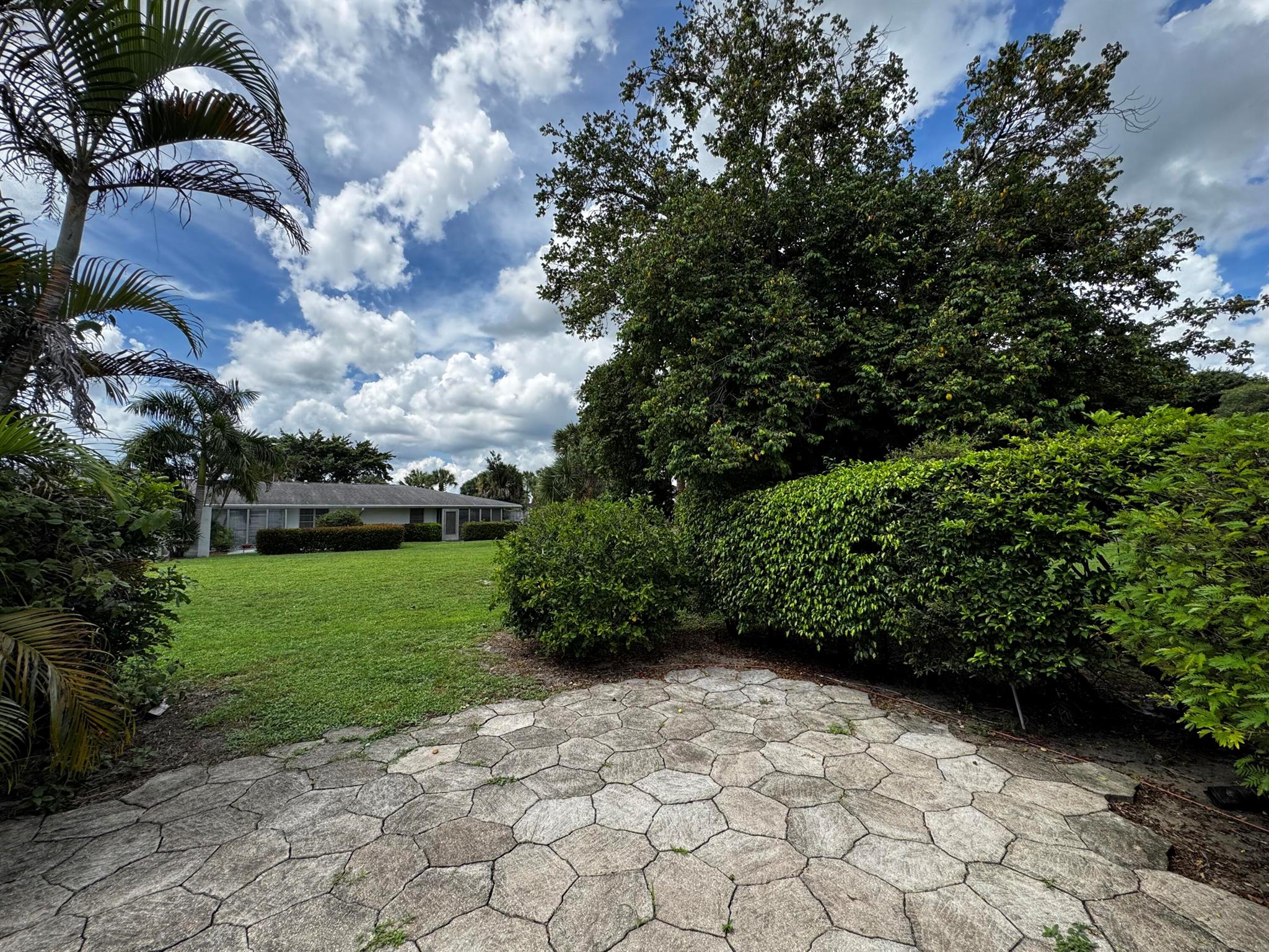 GREENWAY VILLAGE CON - Residential Lease