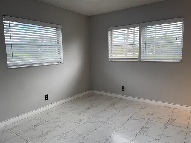 POINCIANA CONDO - Residential Lease