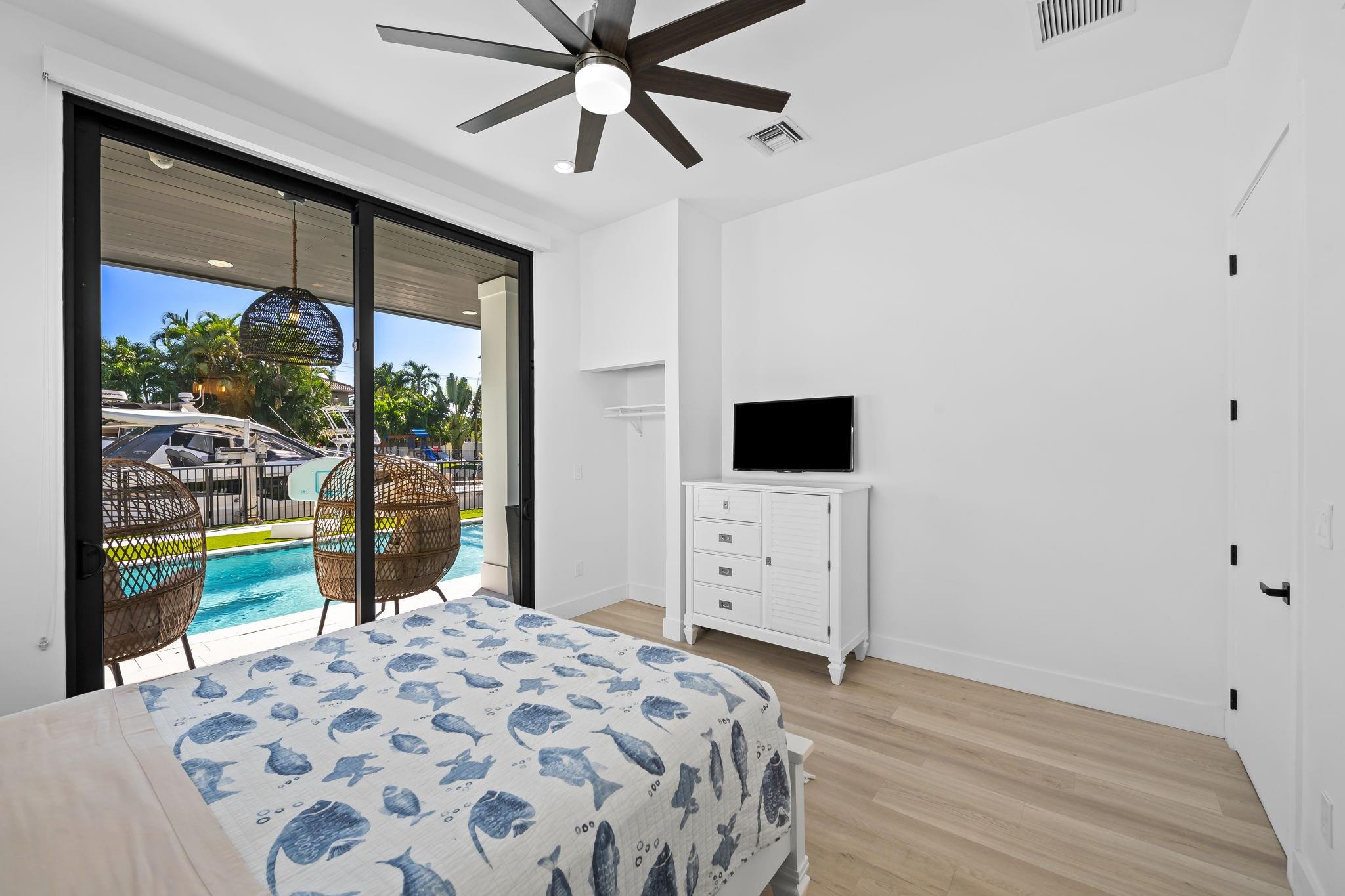 BOCA HARBOUR 5TH SEC - Residential