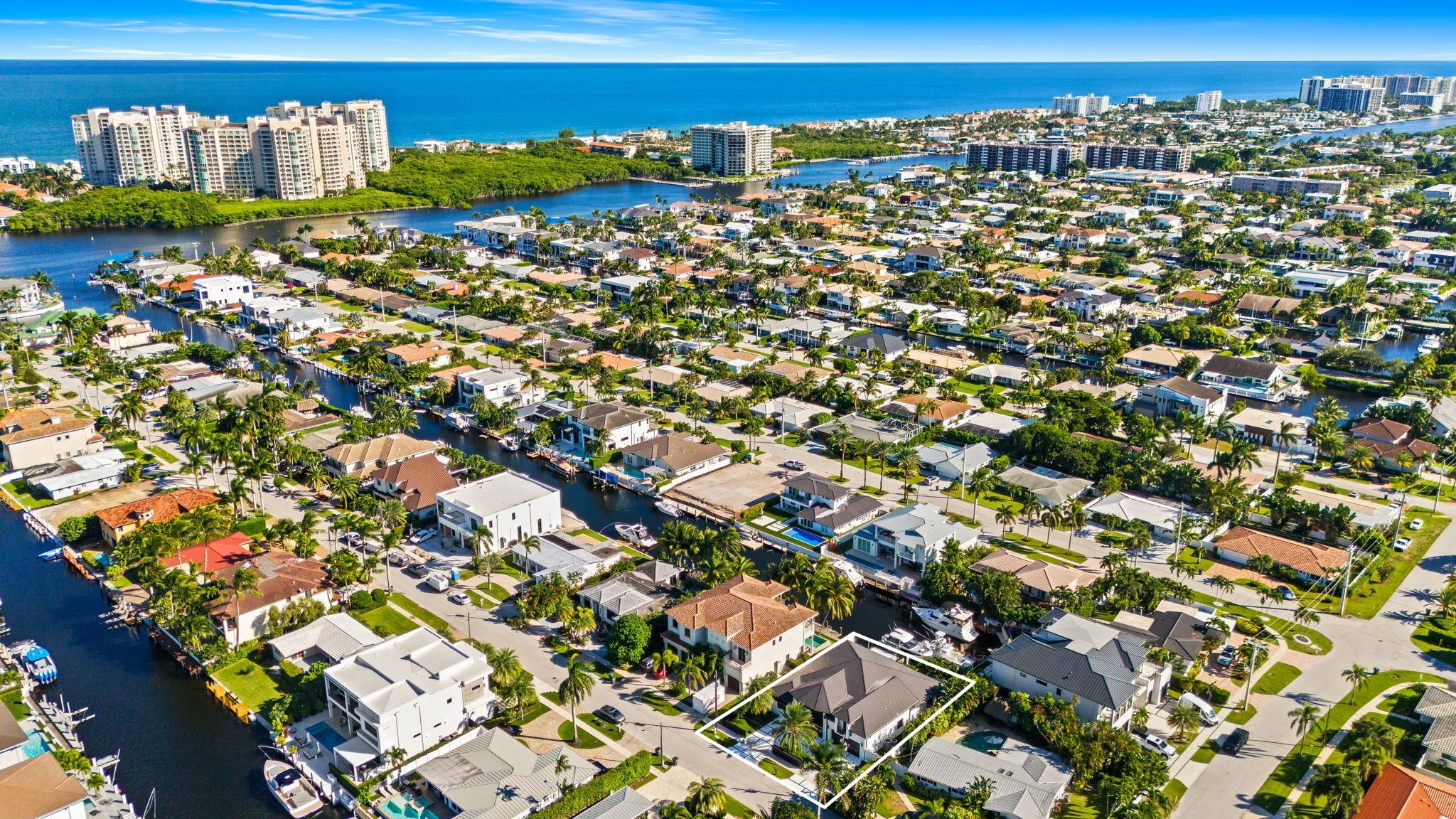 BOCA HARBOUR 5TH SEC - Residential