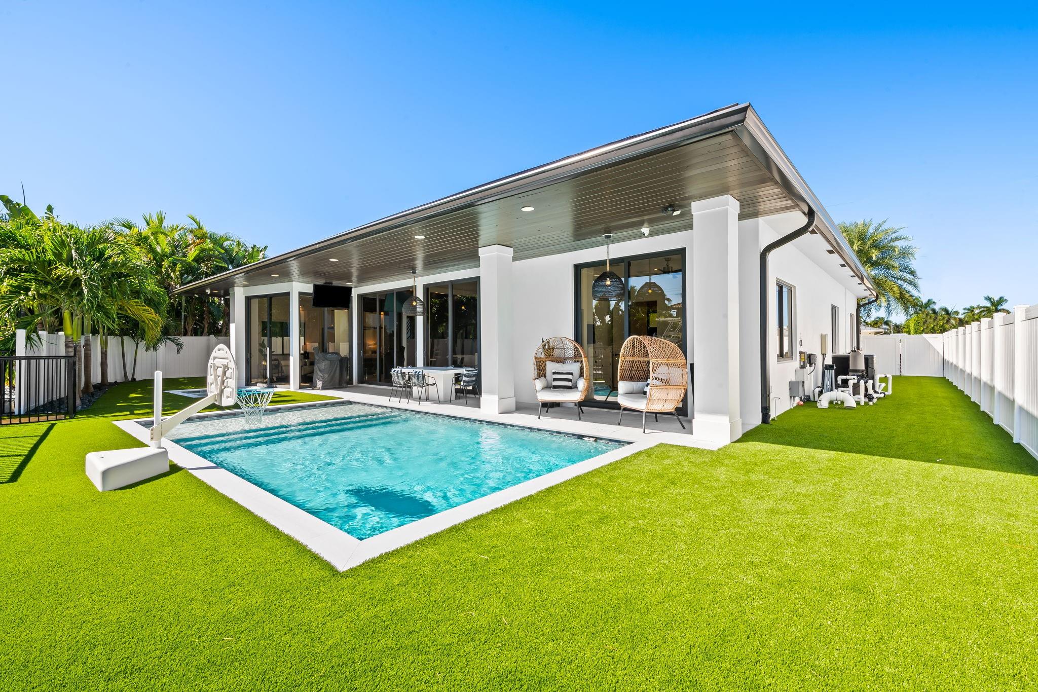 BOCA HARBOUR 5TH SEC - Residential