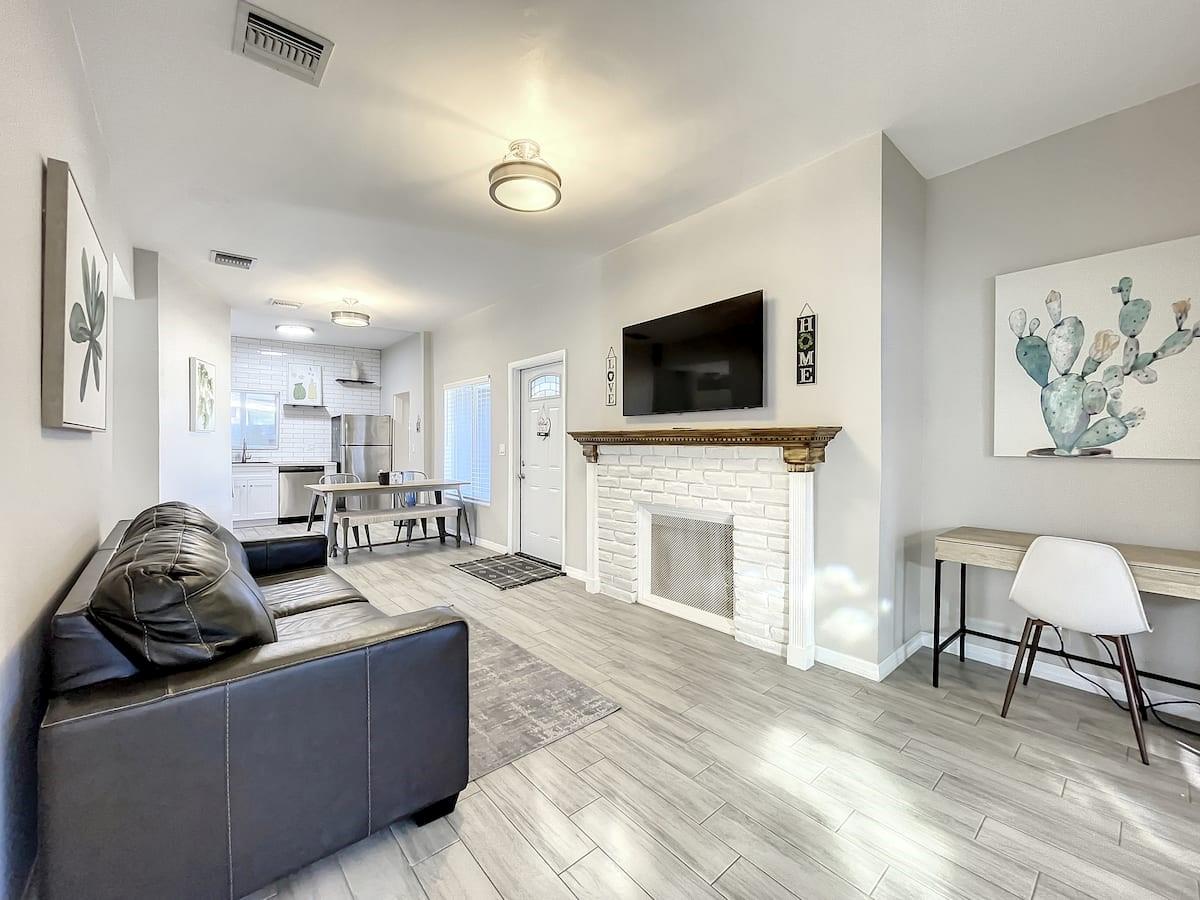 Fantastic 4 bedroom 2 bath home, perfect for one lucky family!!
This unique residence offers open-concept layout with a quaint, charming feel that you will absolutely love..Complete with impact windows for added comfort and security. Huge, fully fenced in incredibly cool backyard — ideal for privacy and outdoor fun. Centrally located and in close proximity to the beach, great dining, shopping, the airport, and major highways. Looking for a responsible tenant with a minimum of 680 credit score, Proof of employment, a completed background check and references.
