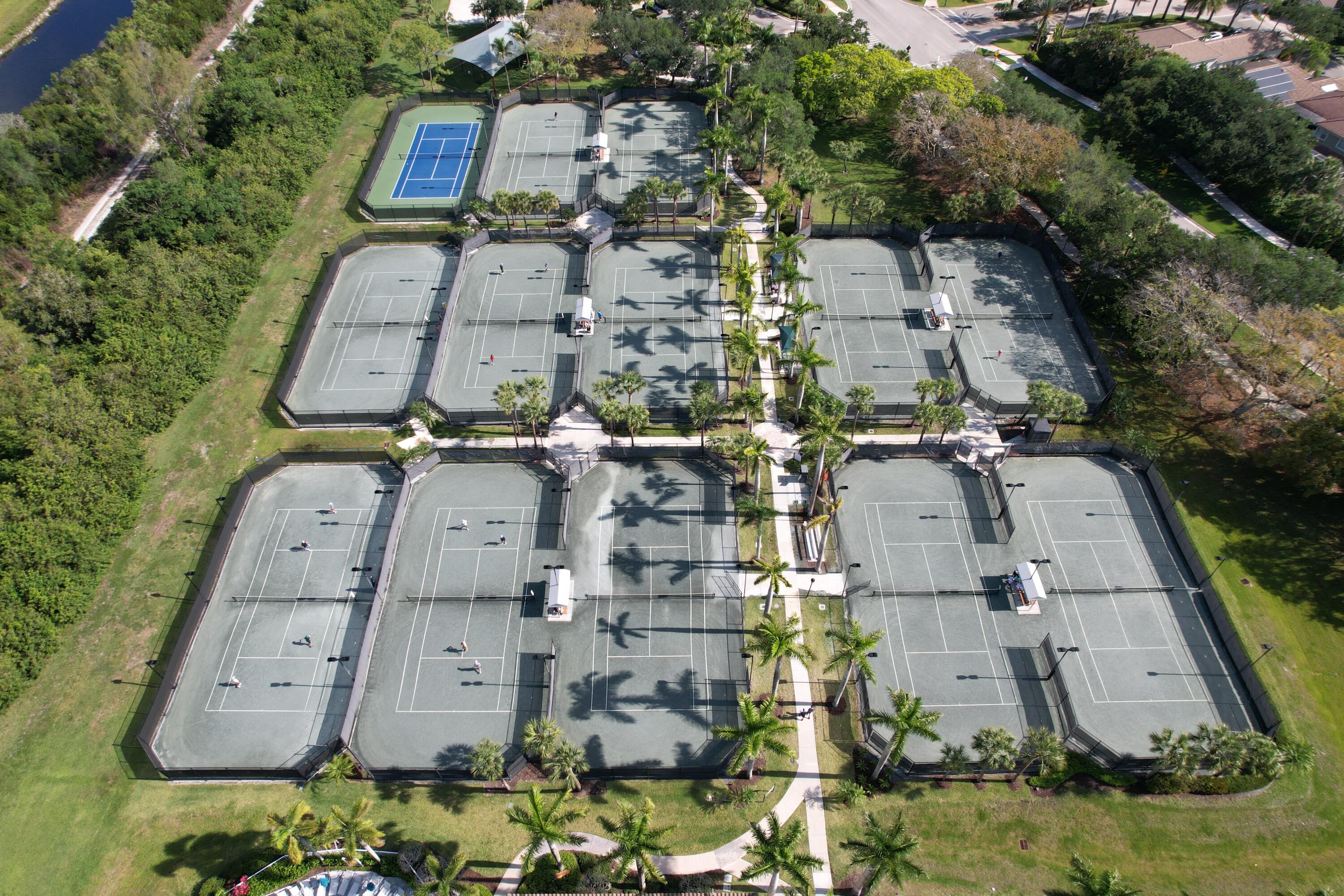 HERON BAY SEVEN & EIGHT - THE COLONY - Residential