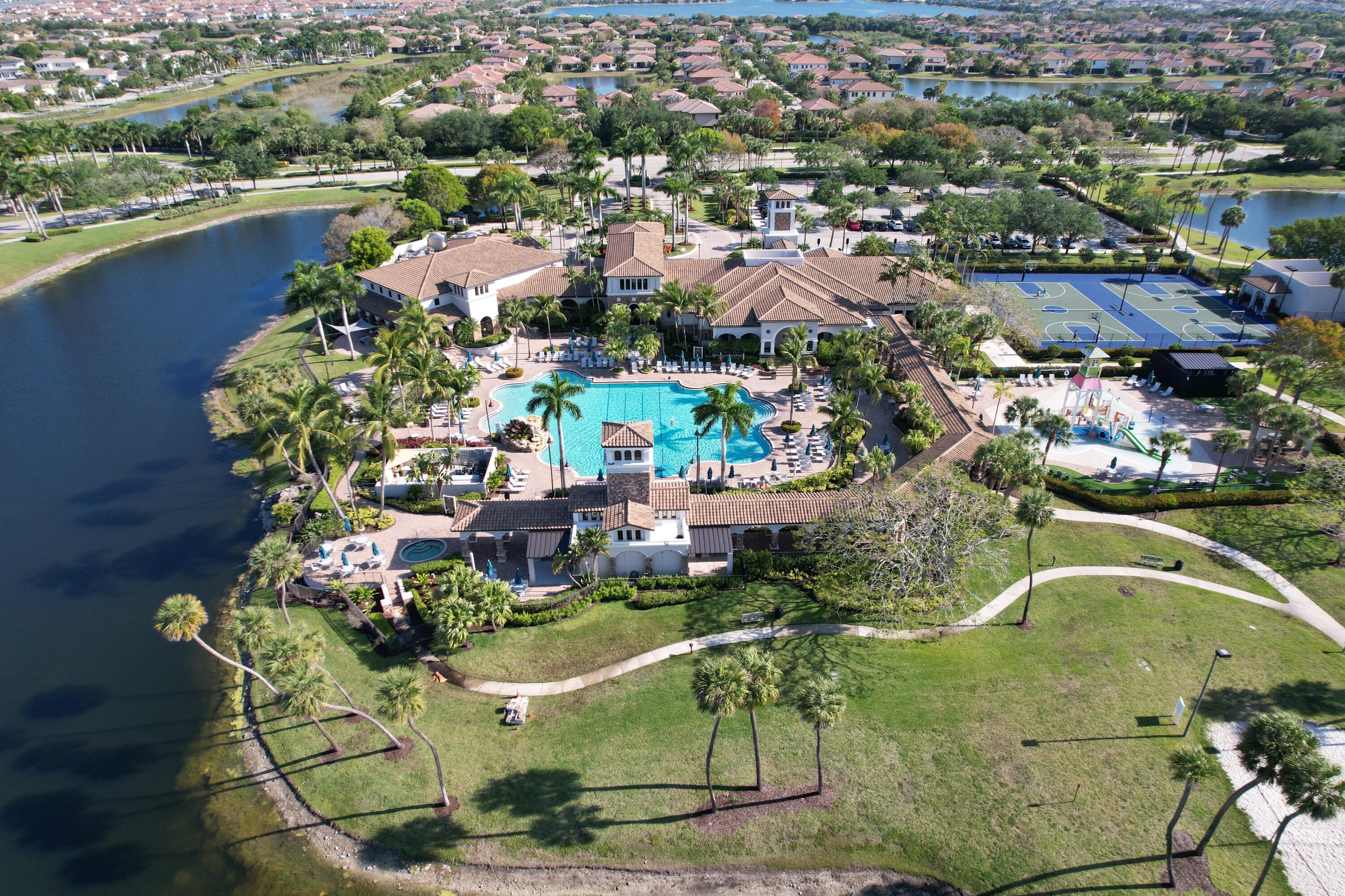 HERON BAY SEVEN & EIGHT - THE COLONY - Residential