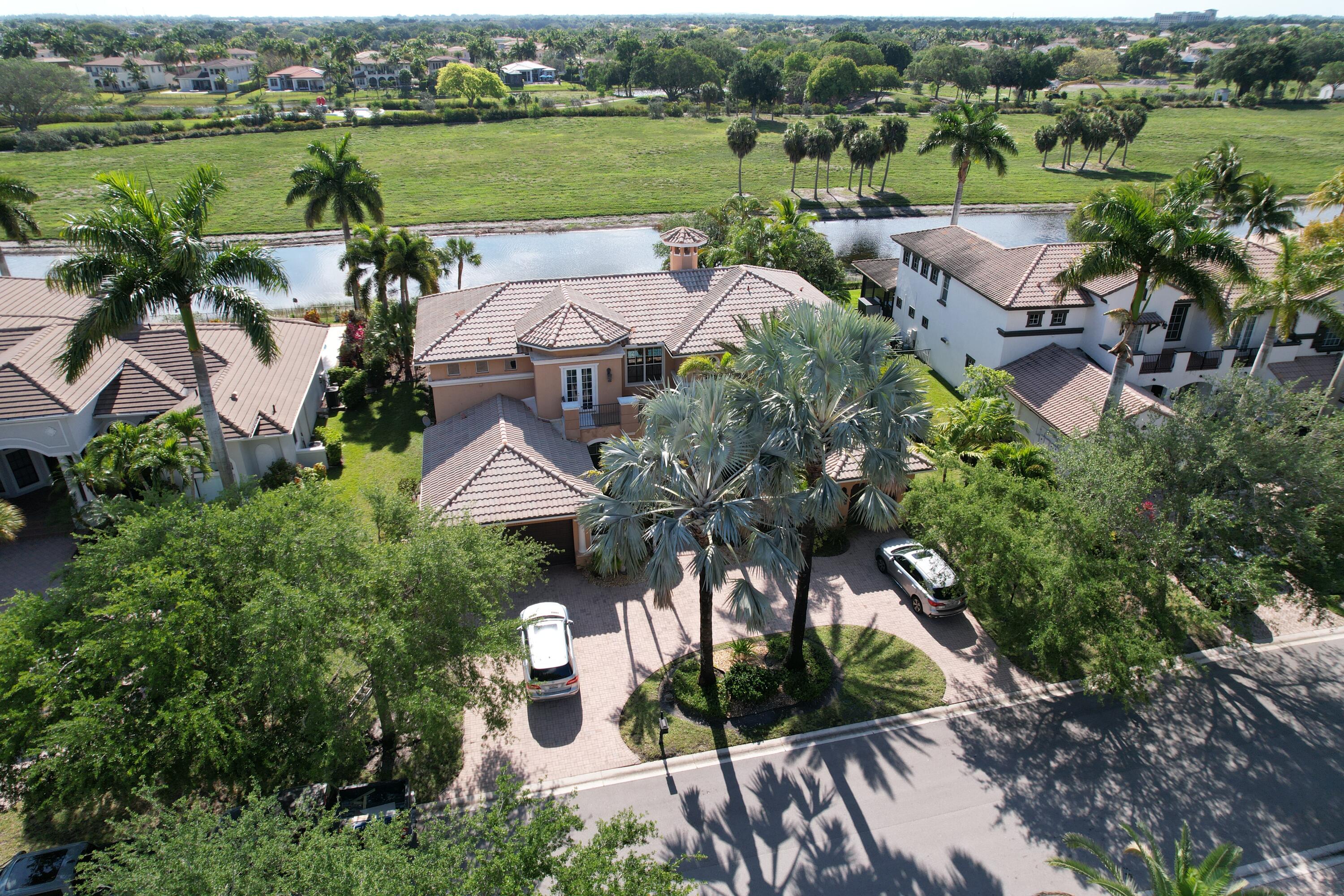 HERON BAY SEVEN & EIGHT - THE COLONY - Residential
