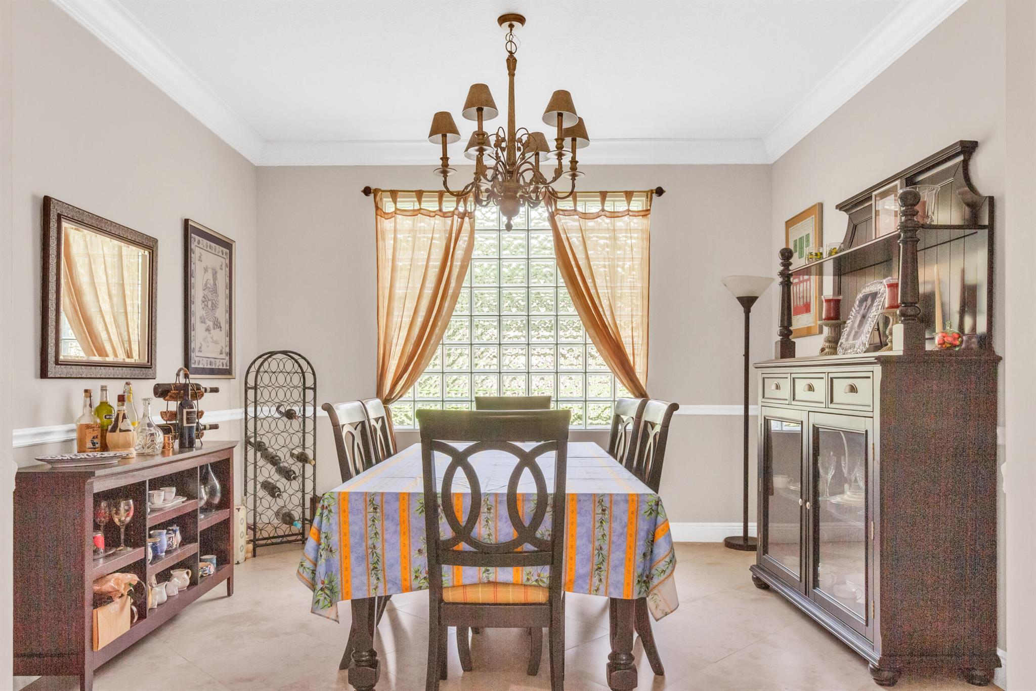 Isola Bella - Residential Lease