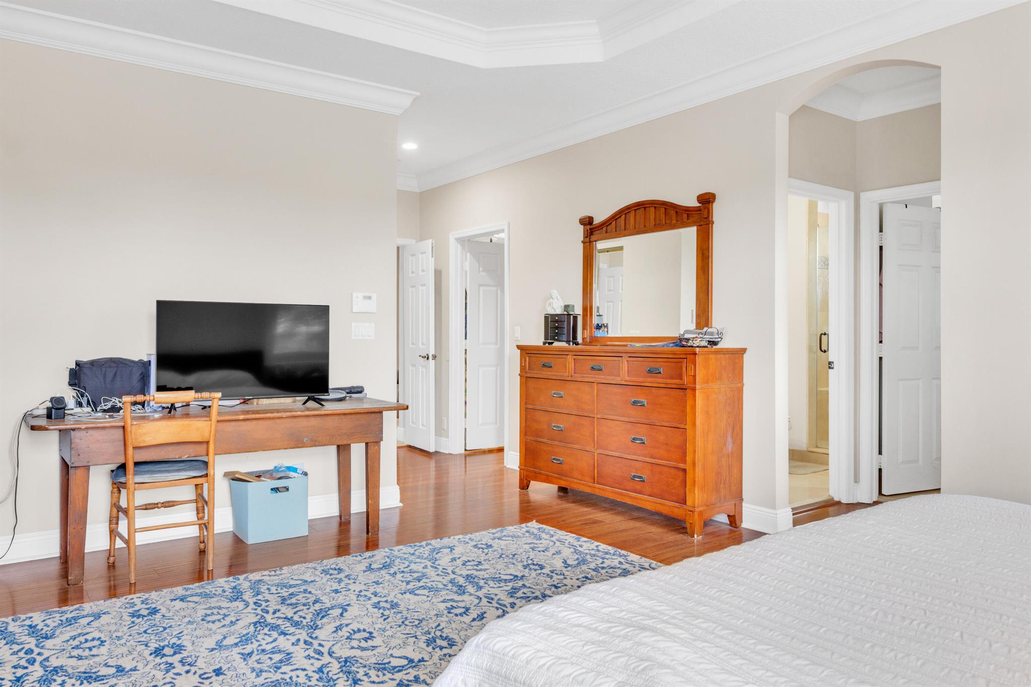 Isola Bella - Residential Lease