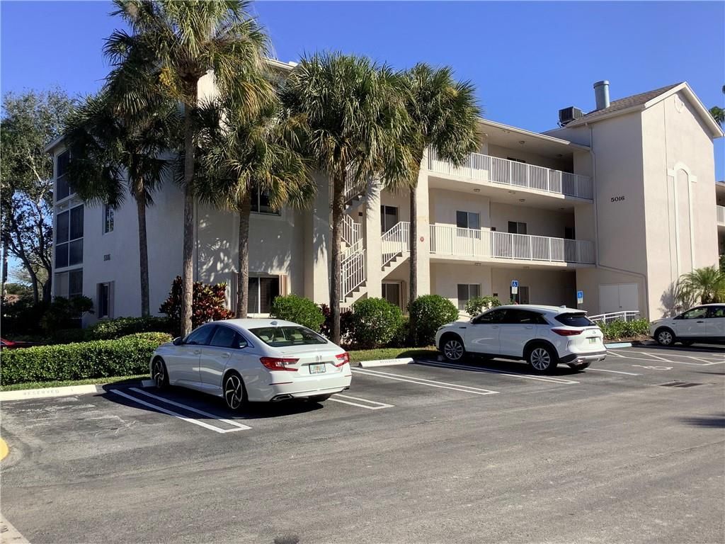 Photo of 5016 Rose Hill Dr #103, Boynton Beach, FL 33437 (MLS # F10269627)
