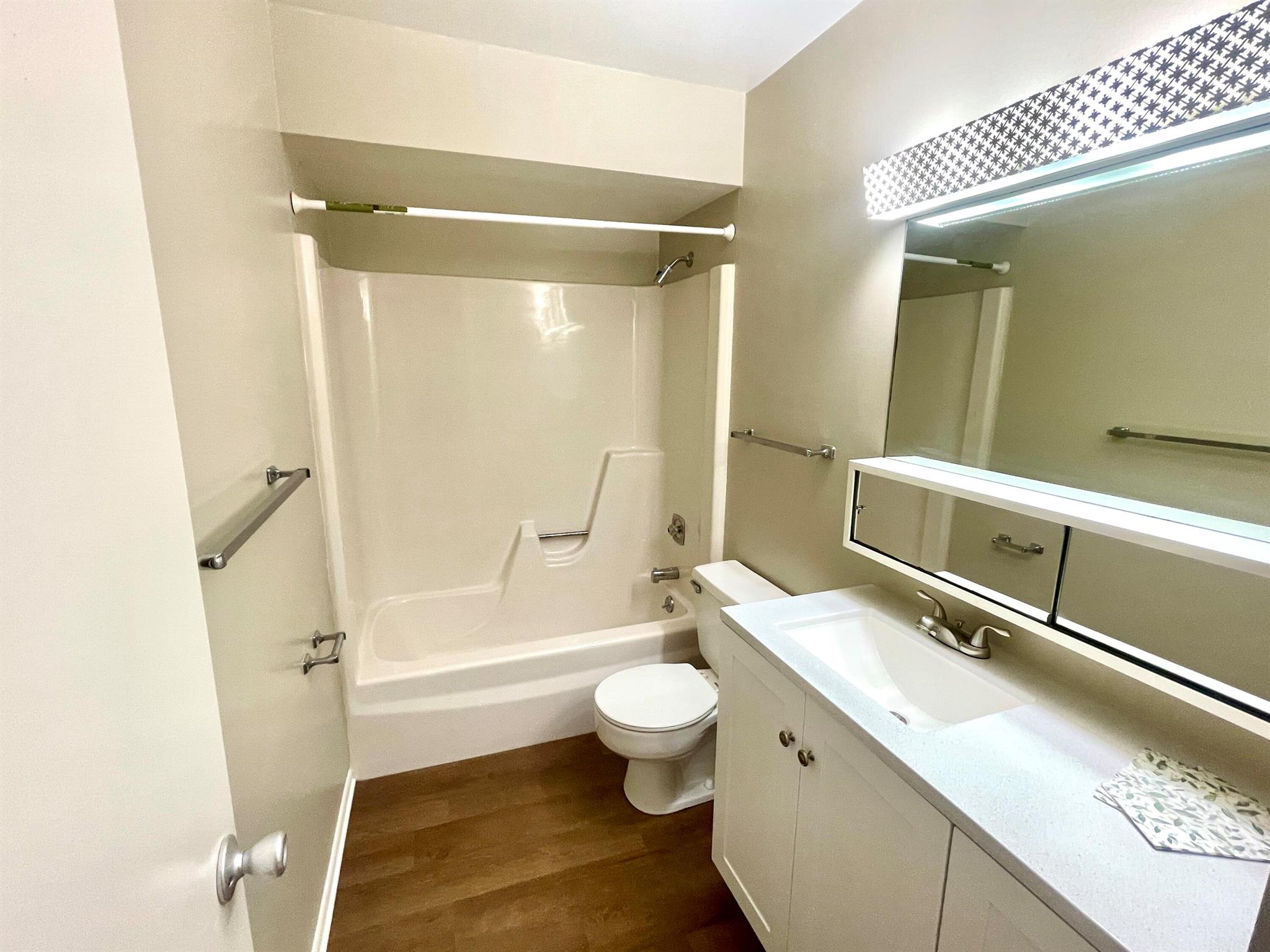 VISTA DEL LAGO CONDO - Residential