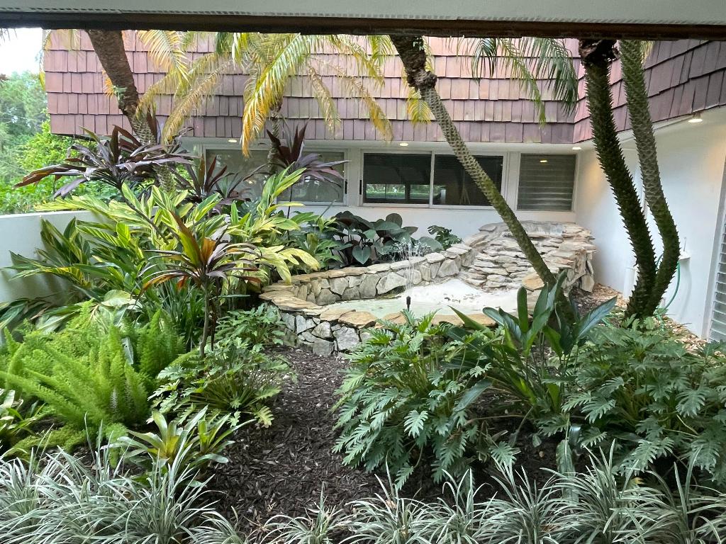 VISTA DEL LAGO CONDO - Residential