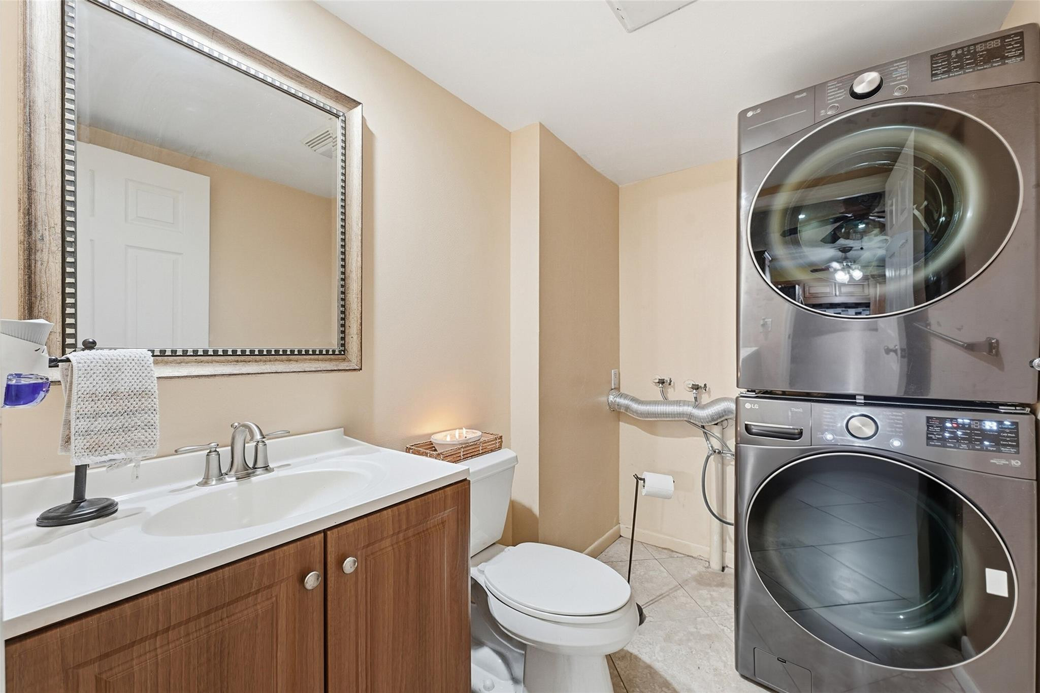 GLENWOOD TWNHS - Residential