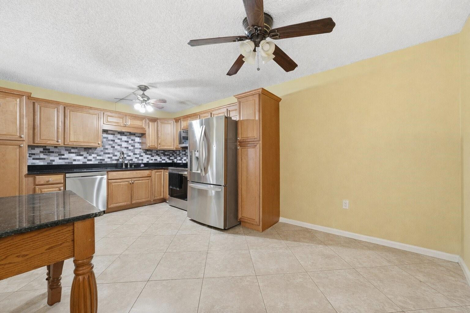 GLENWOOD TWNHS - Residential