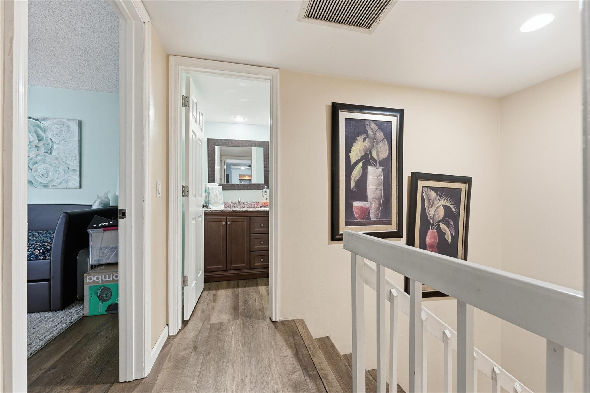 GLENWOOD TWNHS - Residential