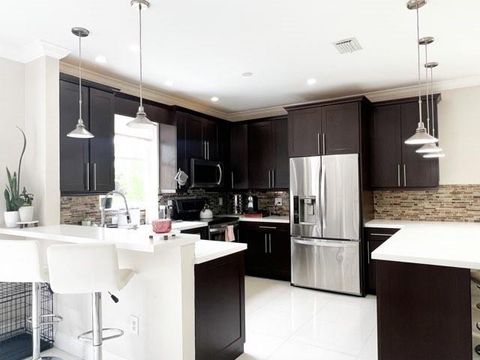 Featured picture for the property F10384068