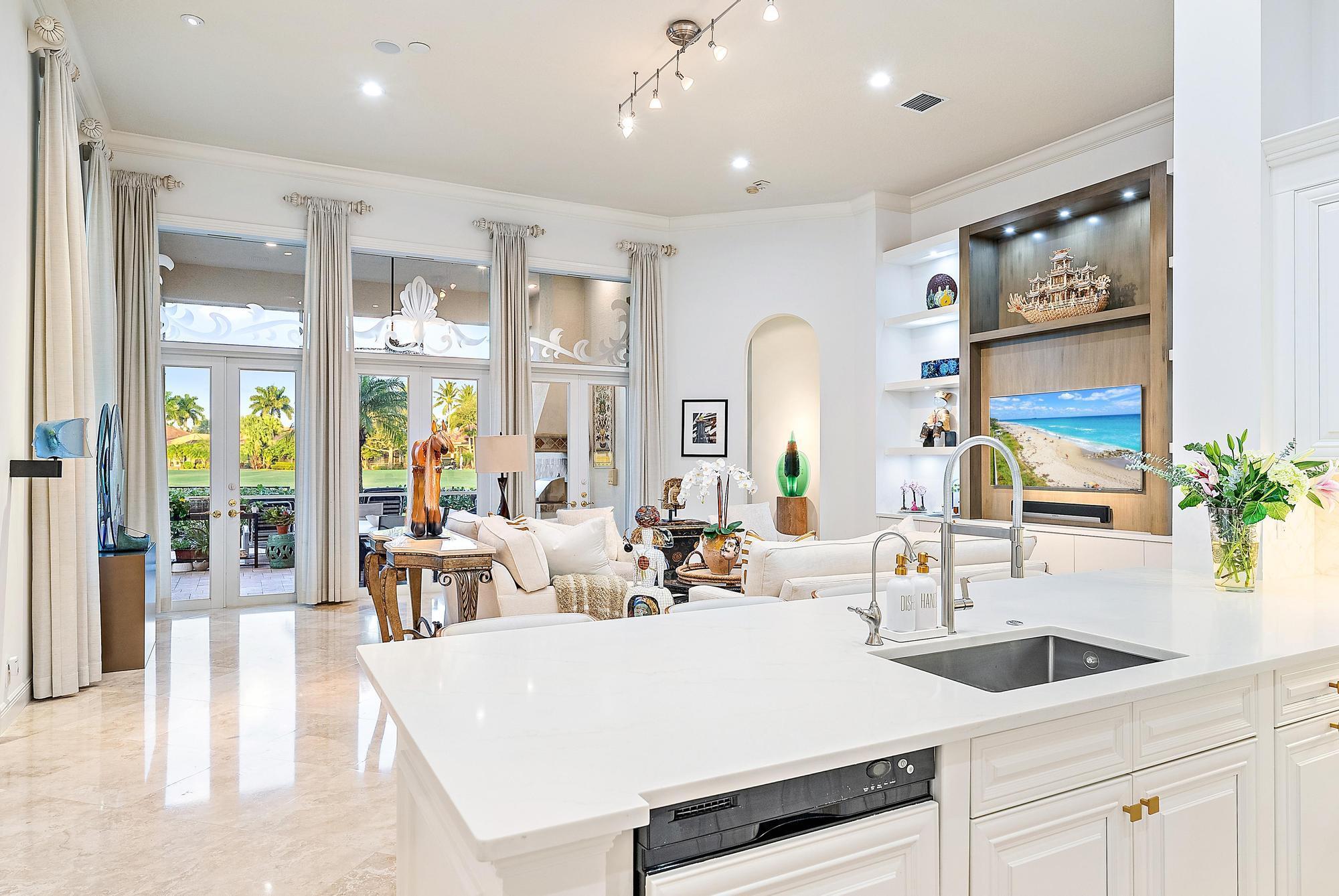 IBIS GOLF AND COUNTRY CLU - Residential