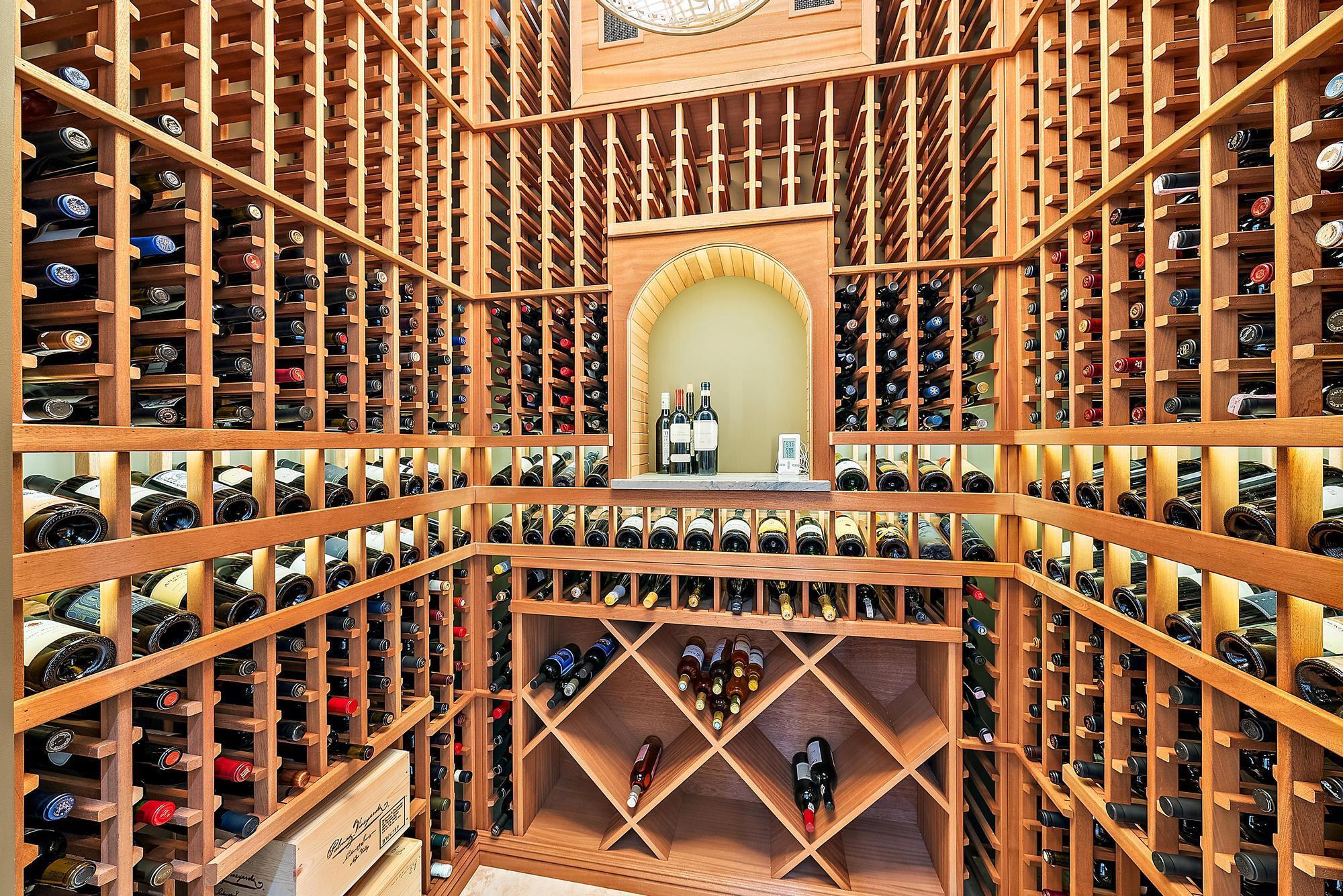 IBIS GOLF AND COUNTRY CLU - Residential