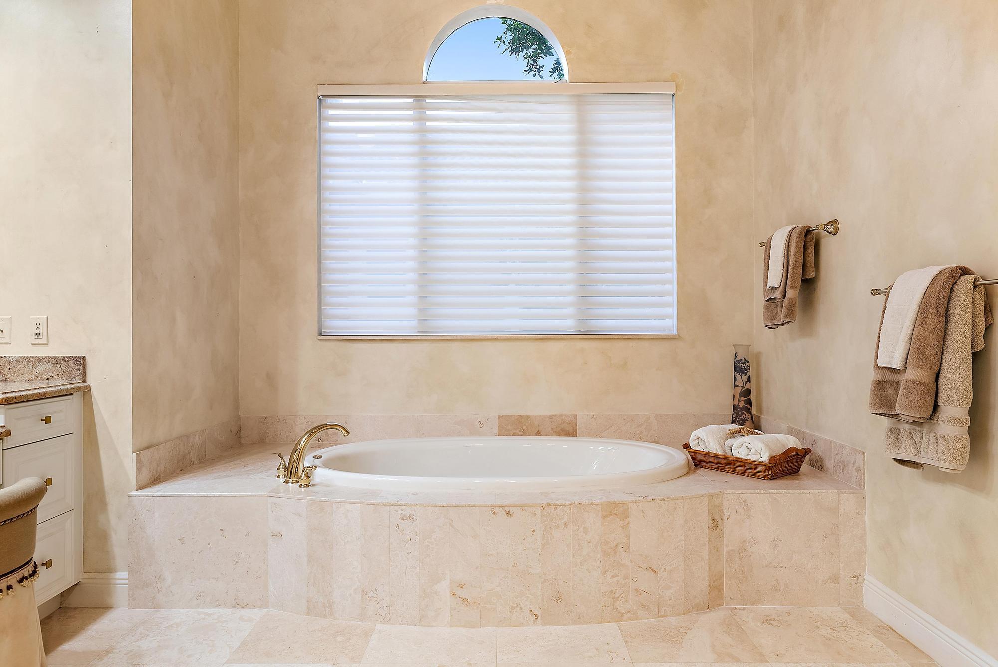 IBIS GOLF AND COUNTRY CLU - Residential