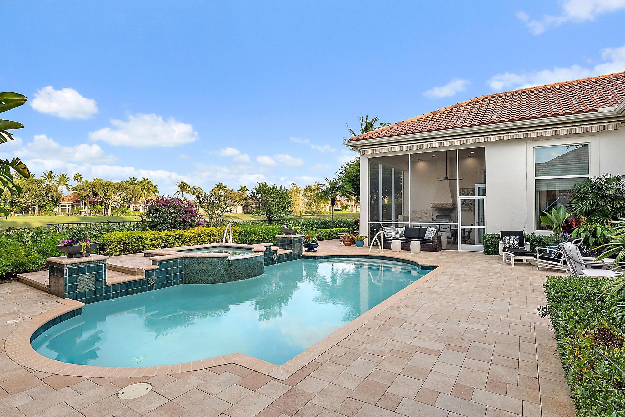 IBIS GOLF AND COUNTRY CLU - Residential