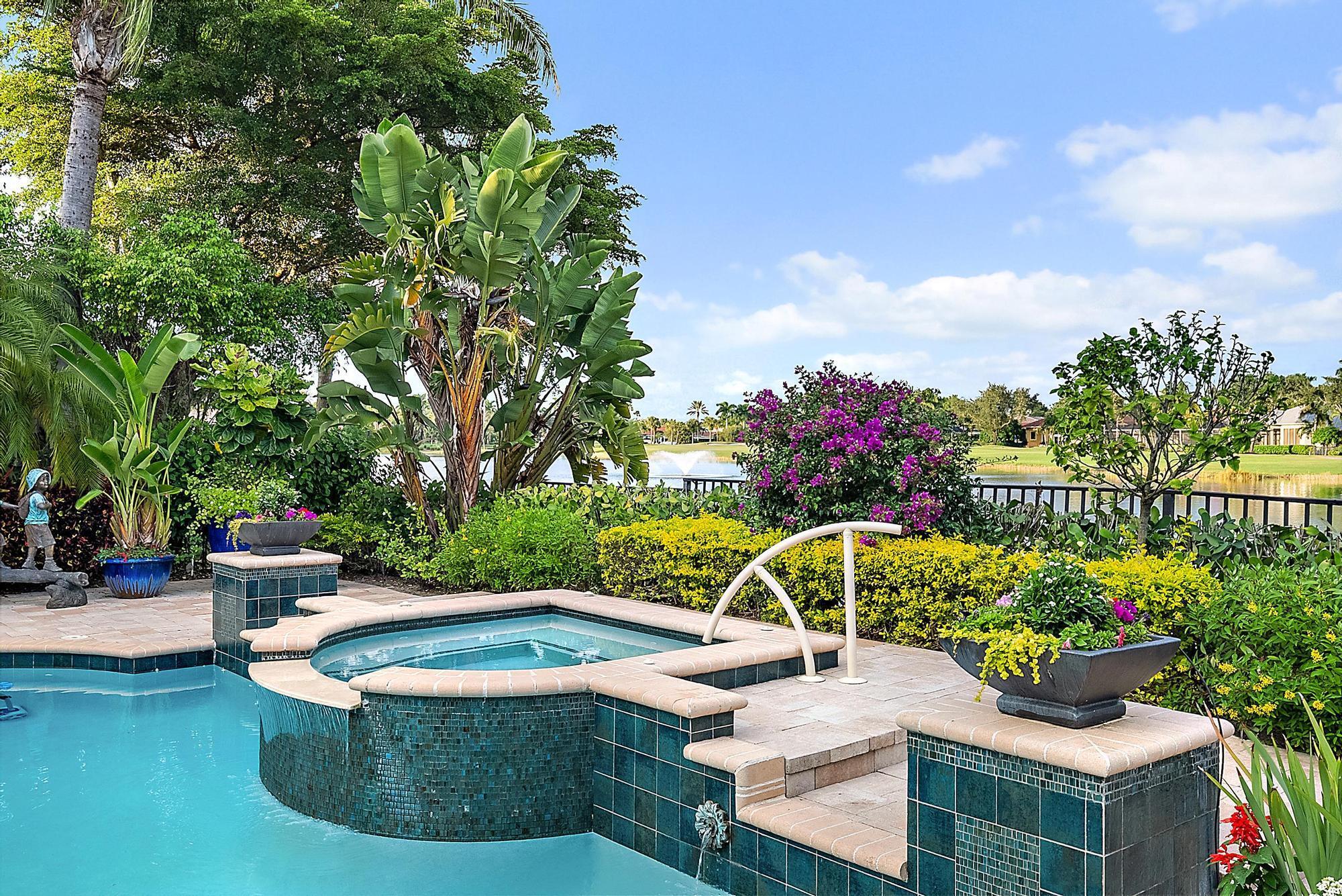 IBIS GOLF AND COUNTRY CLU - Residential