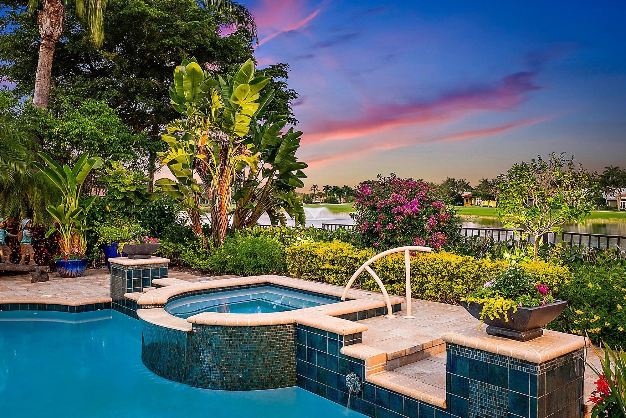 IBIS GOLF AND COUNTRY CLU - Residential