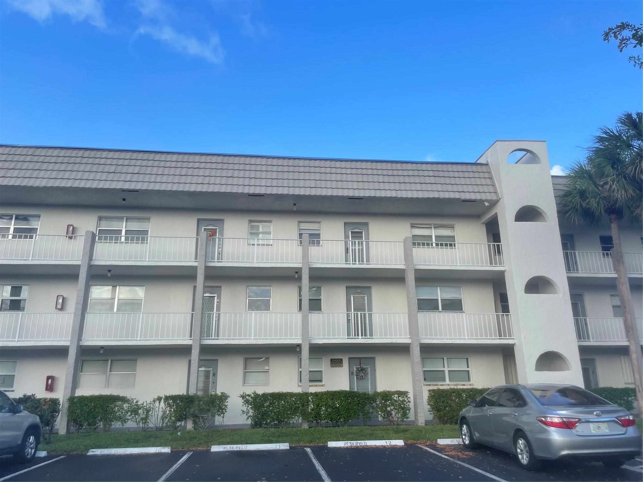 Move in ready with a relaxing lake view. Tile floors throughout, no carpet. All impact windows including the patio area. Stainless steel appliances, newer bathroom with walk in shower. Large bedroom with walk in closet. The building has a new roof, new elevator and freshly painted, all assessments will be paid by July 2025. HOA includes basic cable, a/c and appliance repair. Renting allowed after first year of ownership. Heated pool, tennis, gym, sauna, billiards, pickleball, clubhouse, bbq, picnic area, courtesy buses to local surrounding areas. 55+ community, 670 min credit score, $2400 monthly net income. Close to community laundry room and personal storage area. Furniture negotiable. Seller is offering up to $2K towards buyer closing costs at closing depending on offer.