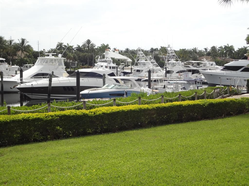 Photo of 601 Captains Way, Jupiter, FL 33477 (MLS # R10635767)