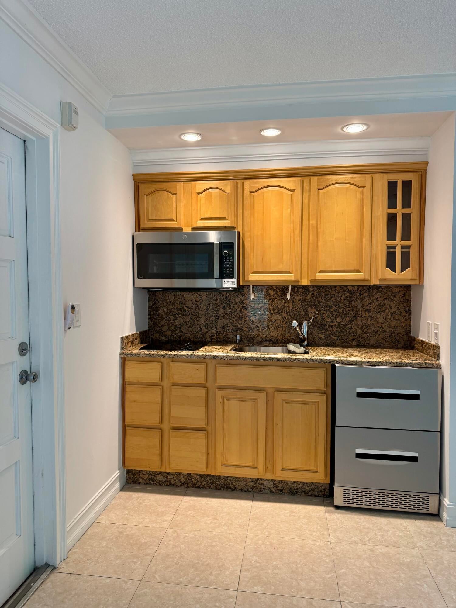 2601 S Course Drive 401