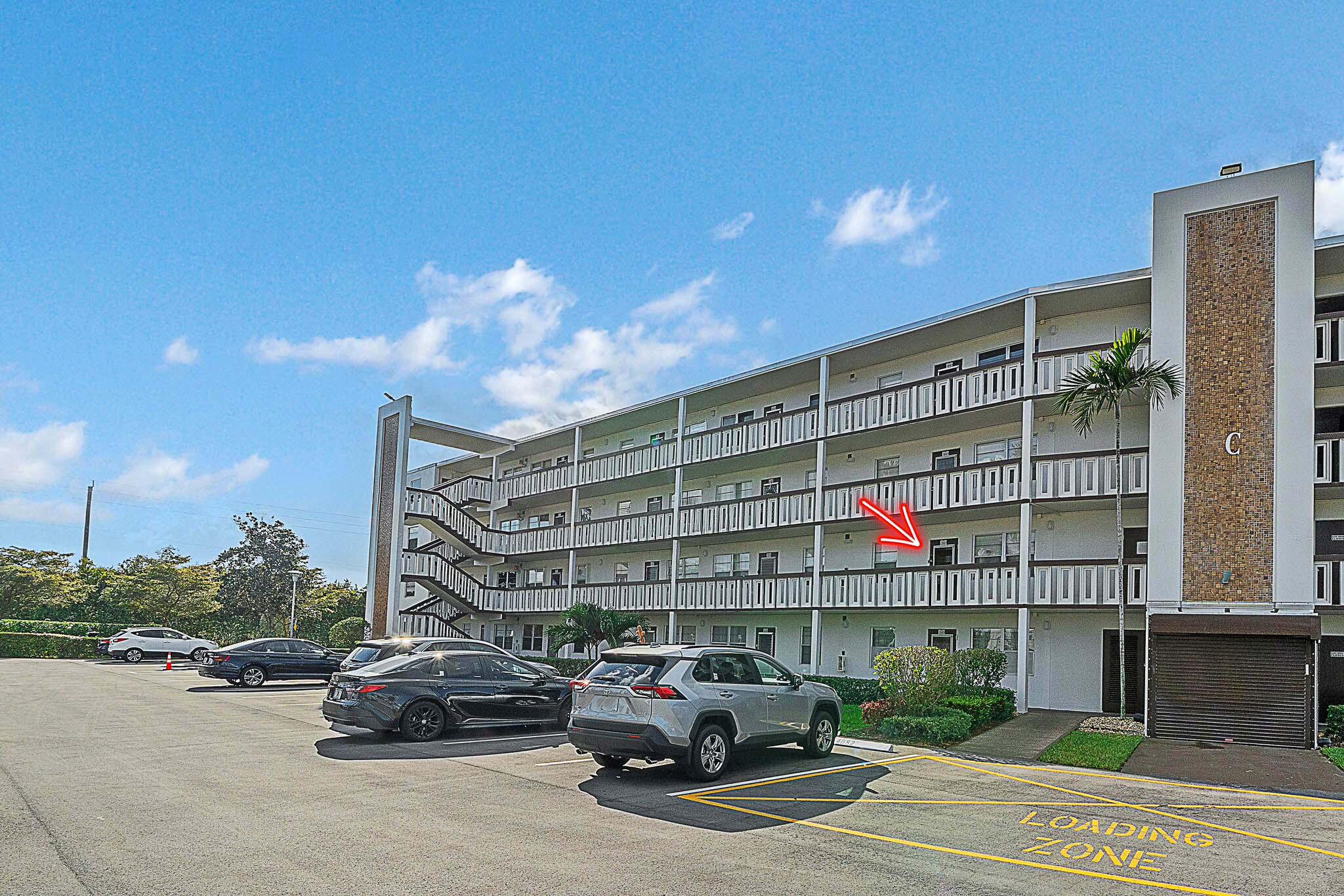 HYTHE AT CENTURY VILLAGE CONDO - Residential Lease