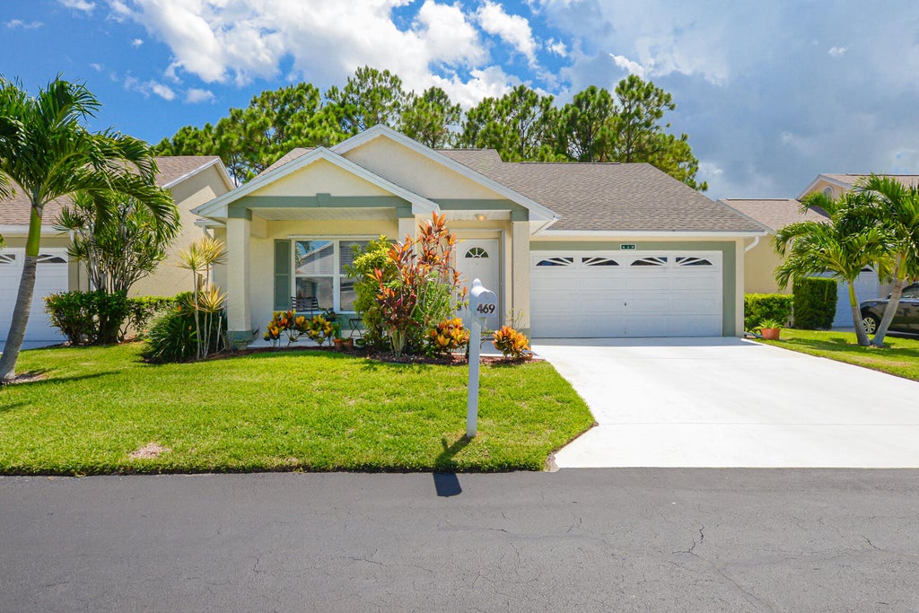 Photo of 469 NW Casanova Circle, Port Saint Lucie, FL 34986 (MLS # R11007916)