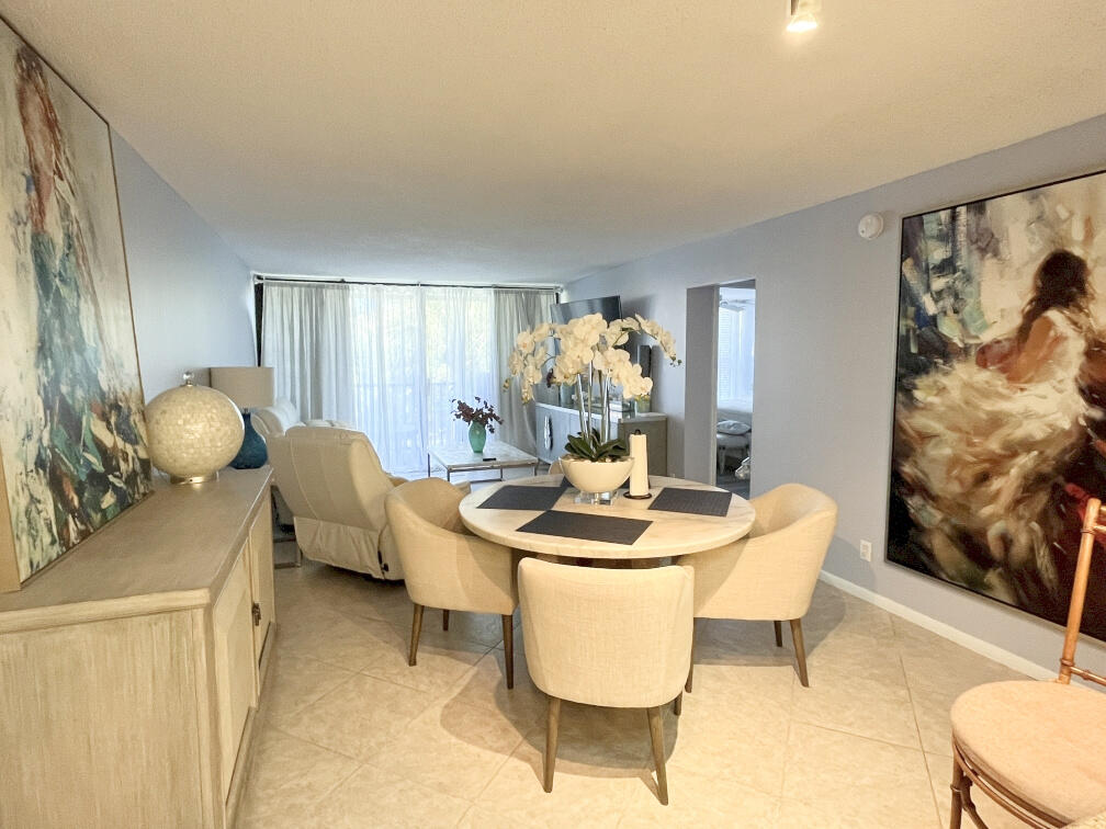 1 Royal Palm Way 3050