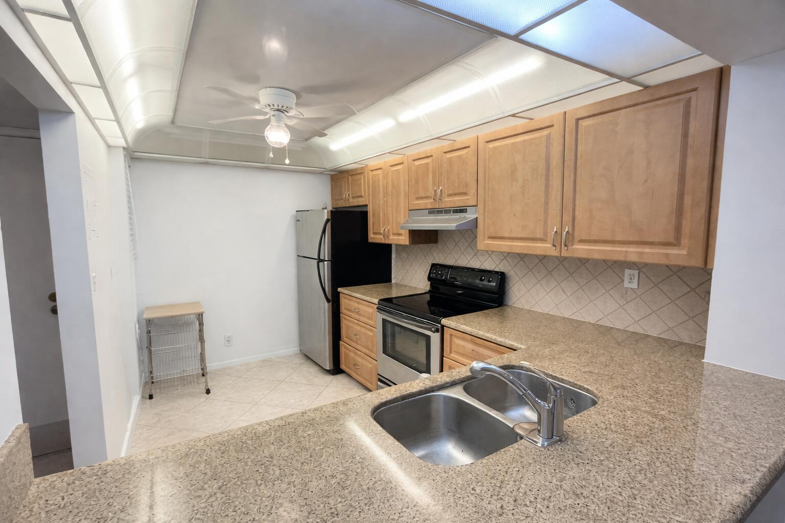 1 Royal Palm Way 3050