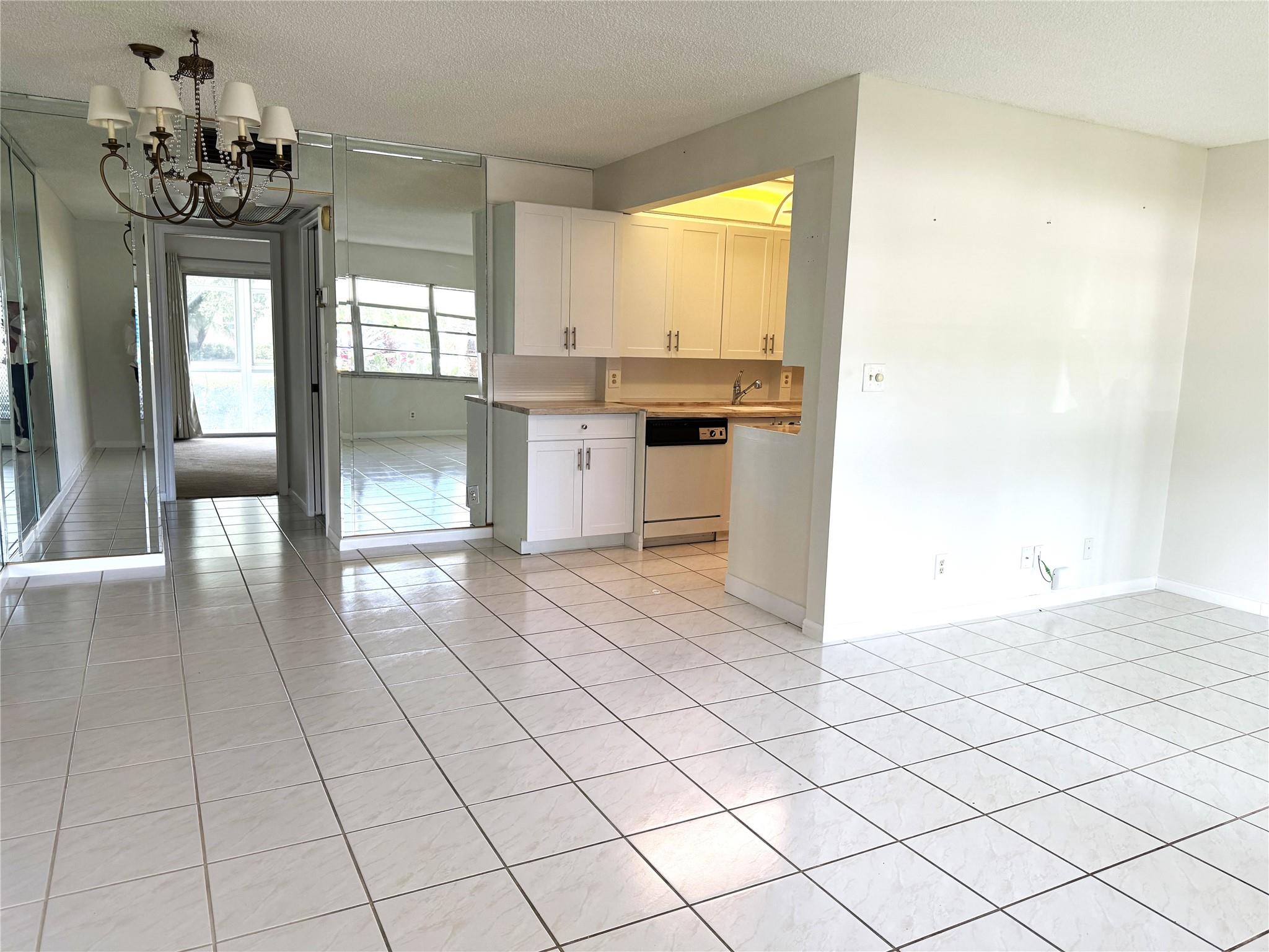 WYNMOOR - Residential