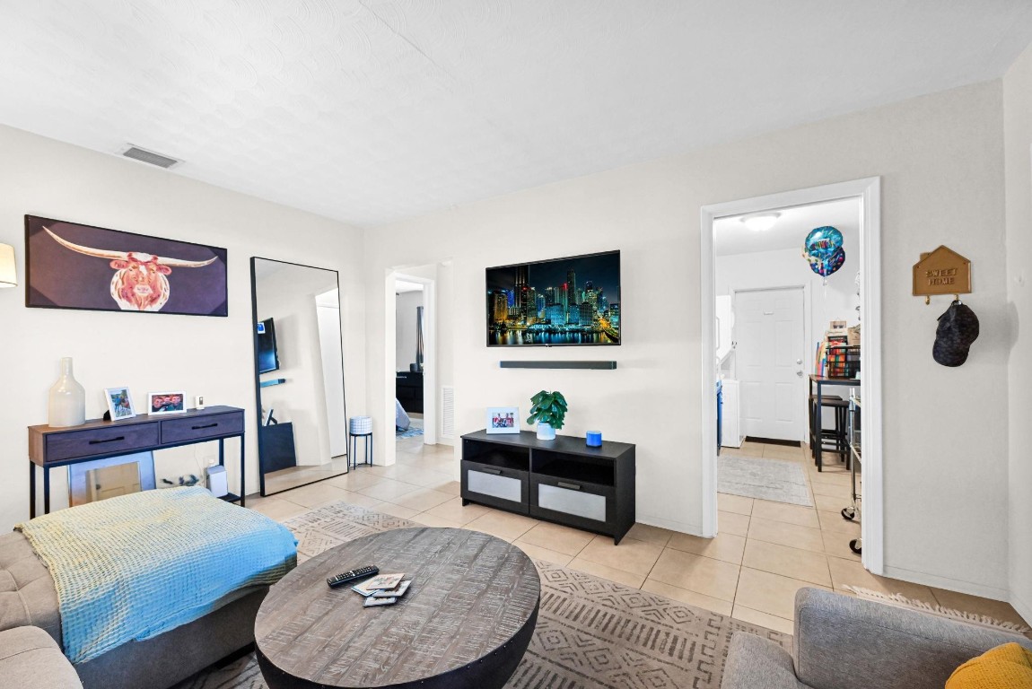 Hillbrook 30-4 B - Residential Lease