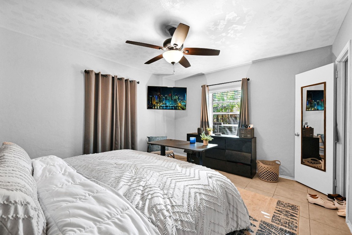 Hillbrook 30-4 B - Residential Lease